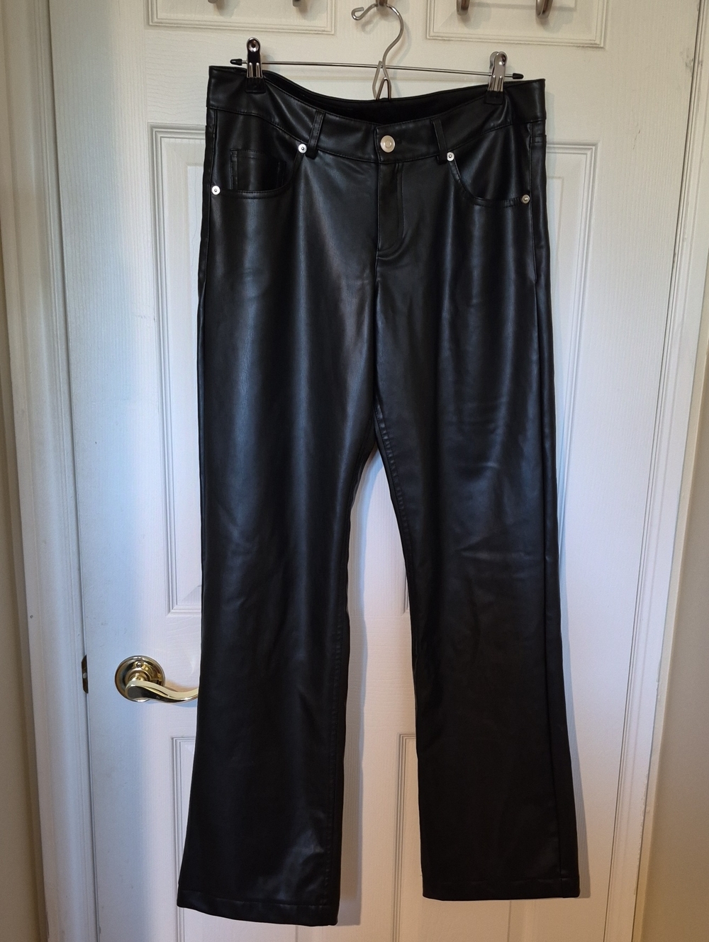 Zara Black Faux Leather High Rise Straight Leg 5-Pocket Pants - Size M.